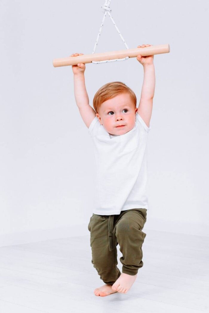 tyrolka trapez drewno dla dzieci foto