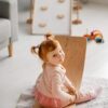 deski do balansowania korkowa w pokoju dziewczynka