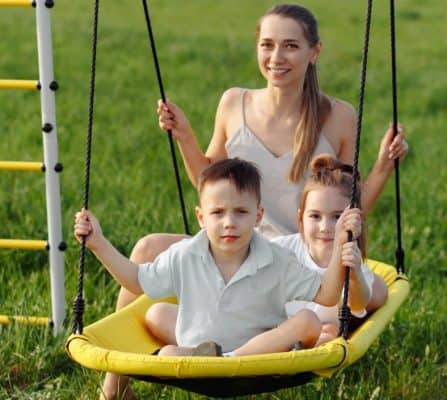 metalowy stelaz lezakna ogrod dziecko