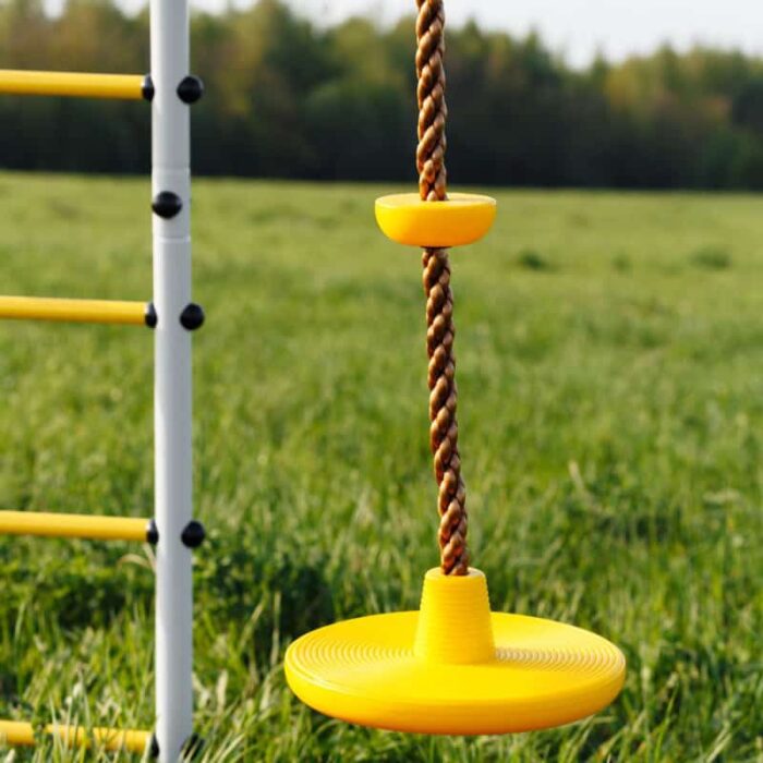 talerz hustawka wstawki na placu zabaw