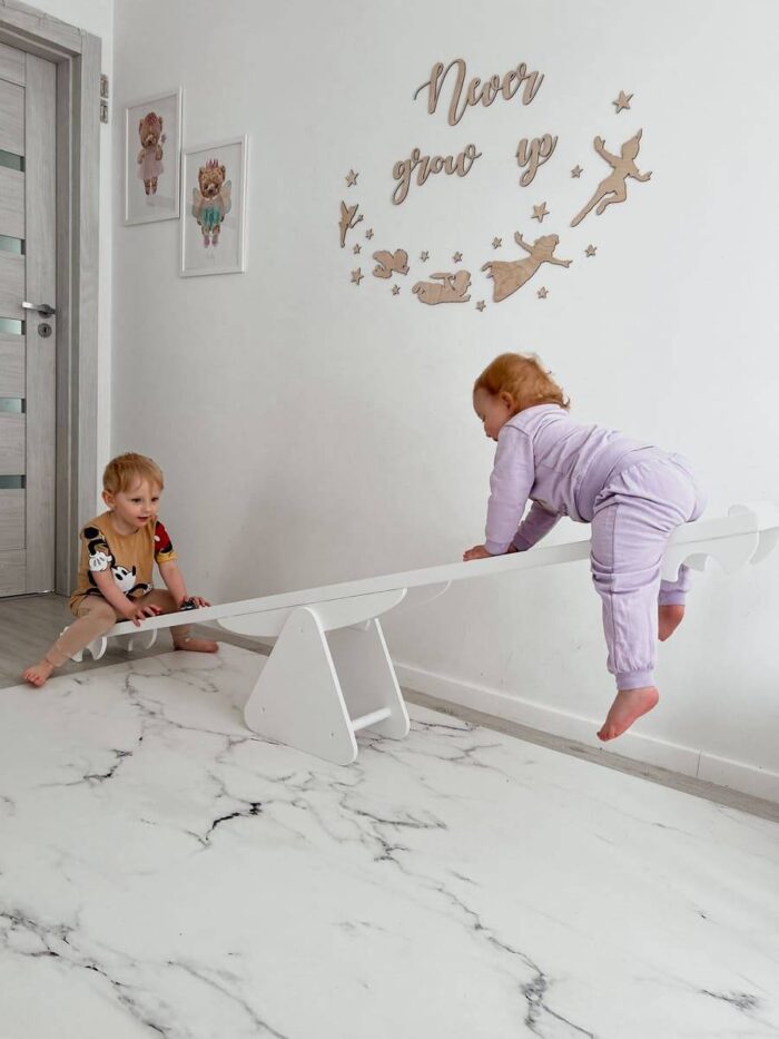 hustawki biale wagowe z drewna