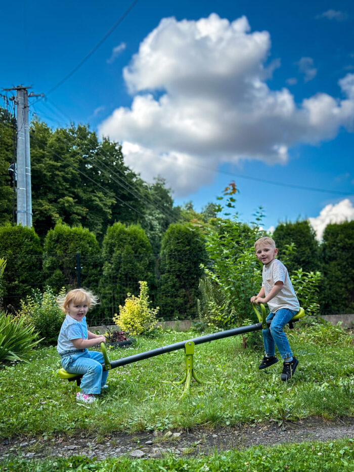 metalowa huśtawka wahadlowa ()