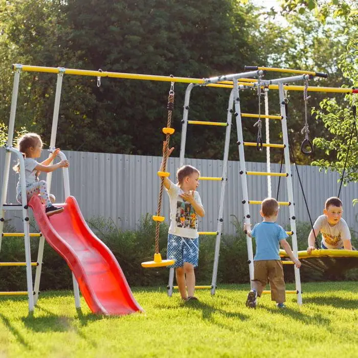 zjezdzalnie ogrodowe plac zabaw